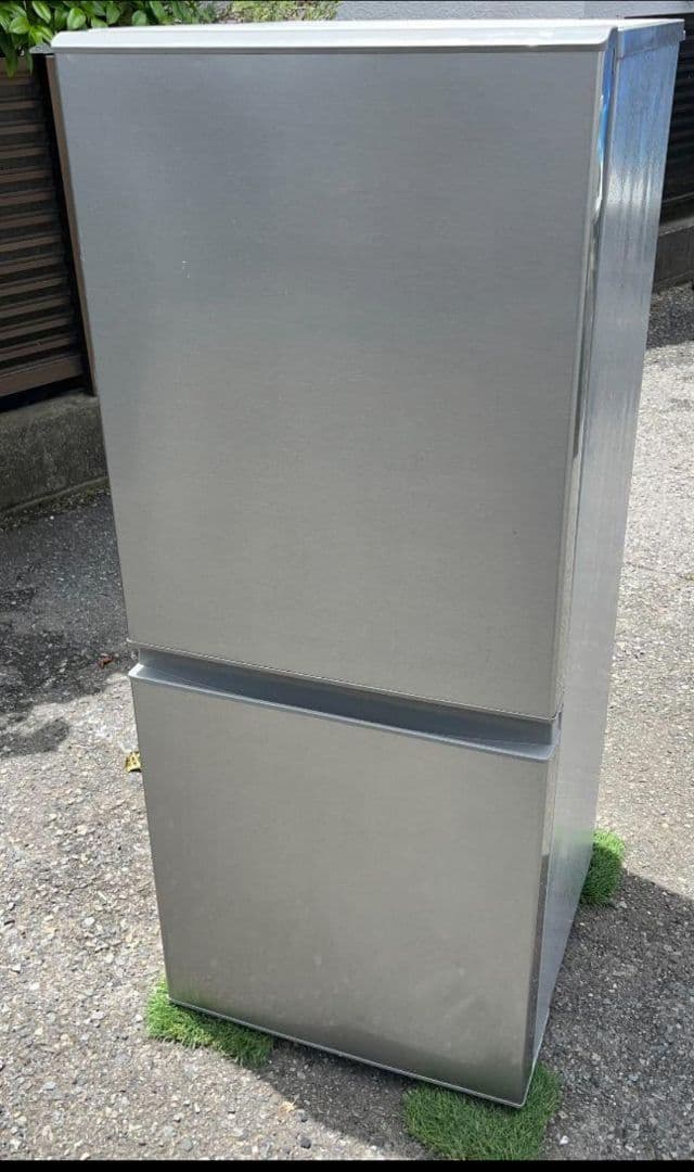 特価アクア冷凍冷蔵庫126L横縞模様低温フリーケース省エネ自動霜取り機能18年製