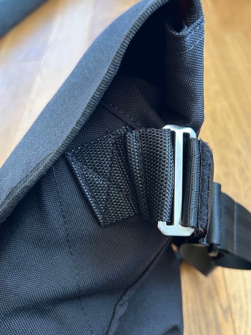 bagaboo ブラック メッセンジャーバッグ