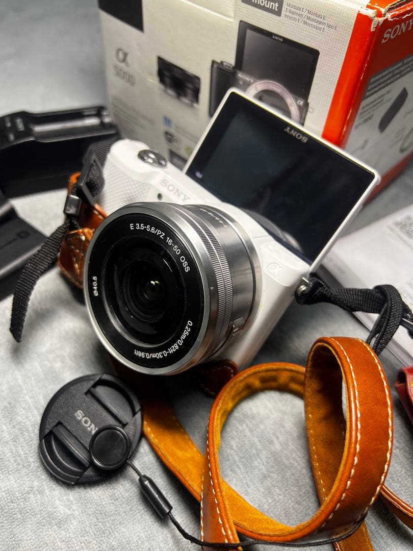 美品 Sony α5000 ダブルバッテリー付＋HDR-CX680 まとめ売り