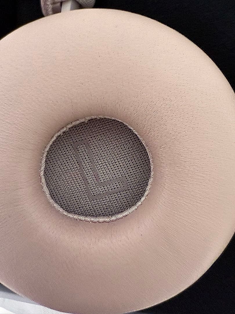 美品♡限定色　ピンク　Bang & Olufsen Beoplay H8i