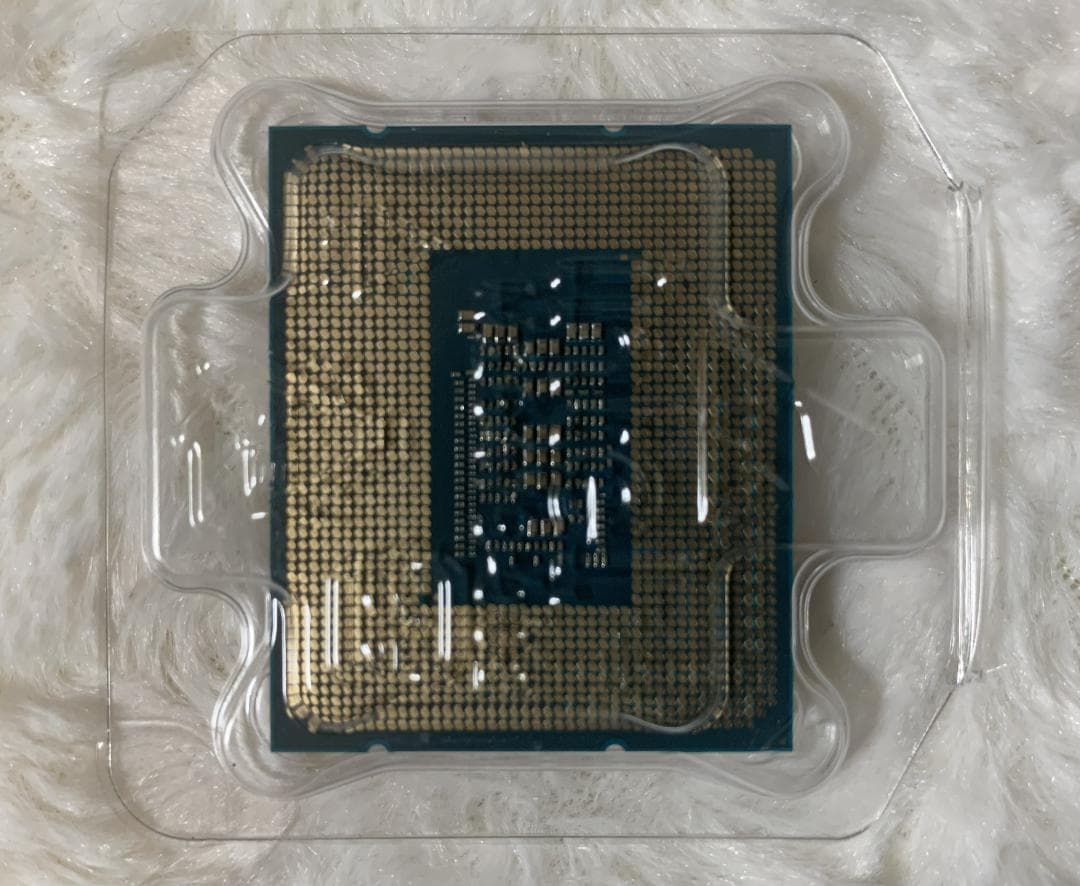 高性能 Intel Core i3-12100F 第12世代