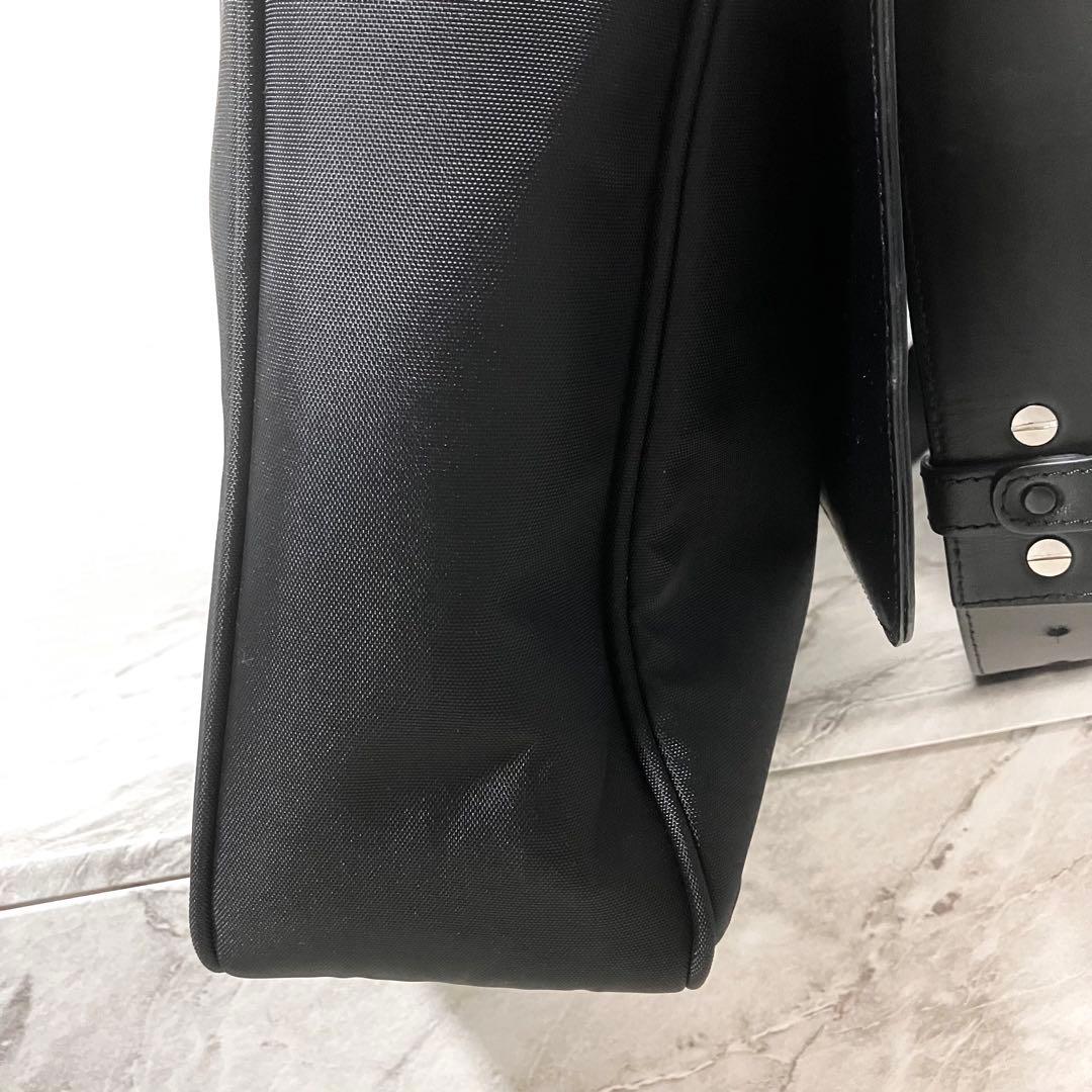 美品✨ゴールドファイル×メルセデスベンツ コラボ レザー ショルダーバッグ