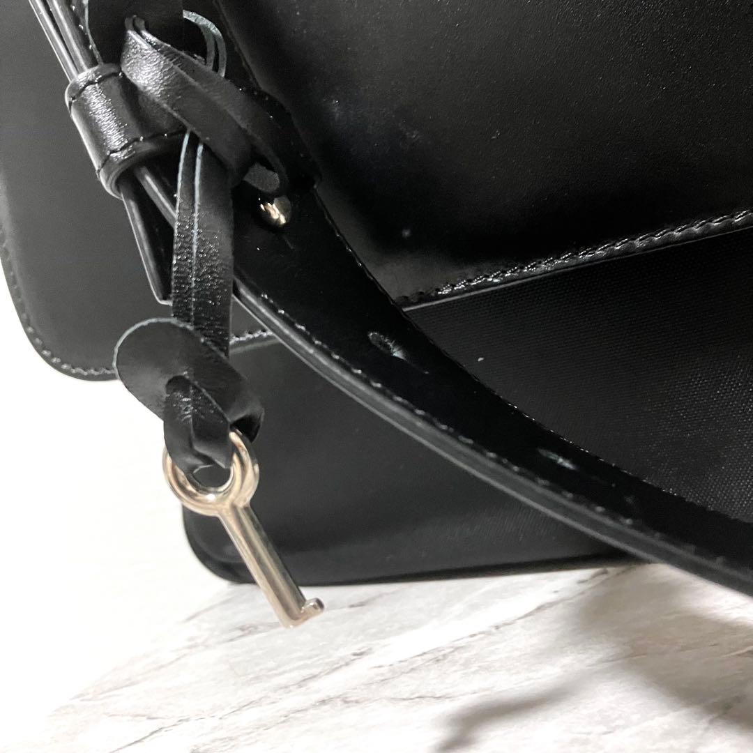 美品✨ゴールドファイル×メルセデスベンツ コラボ レザー ショルダーバッグ