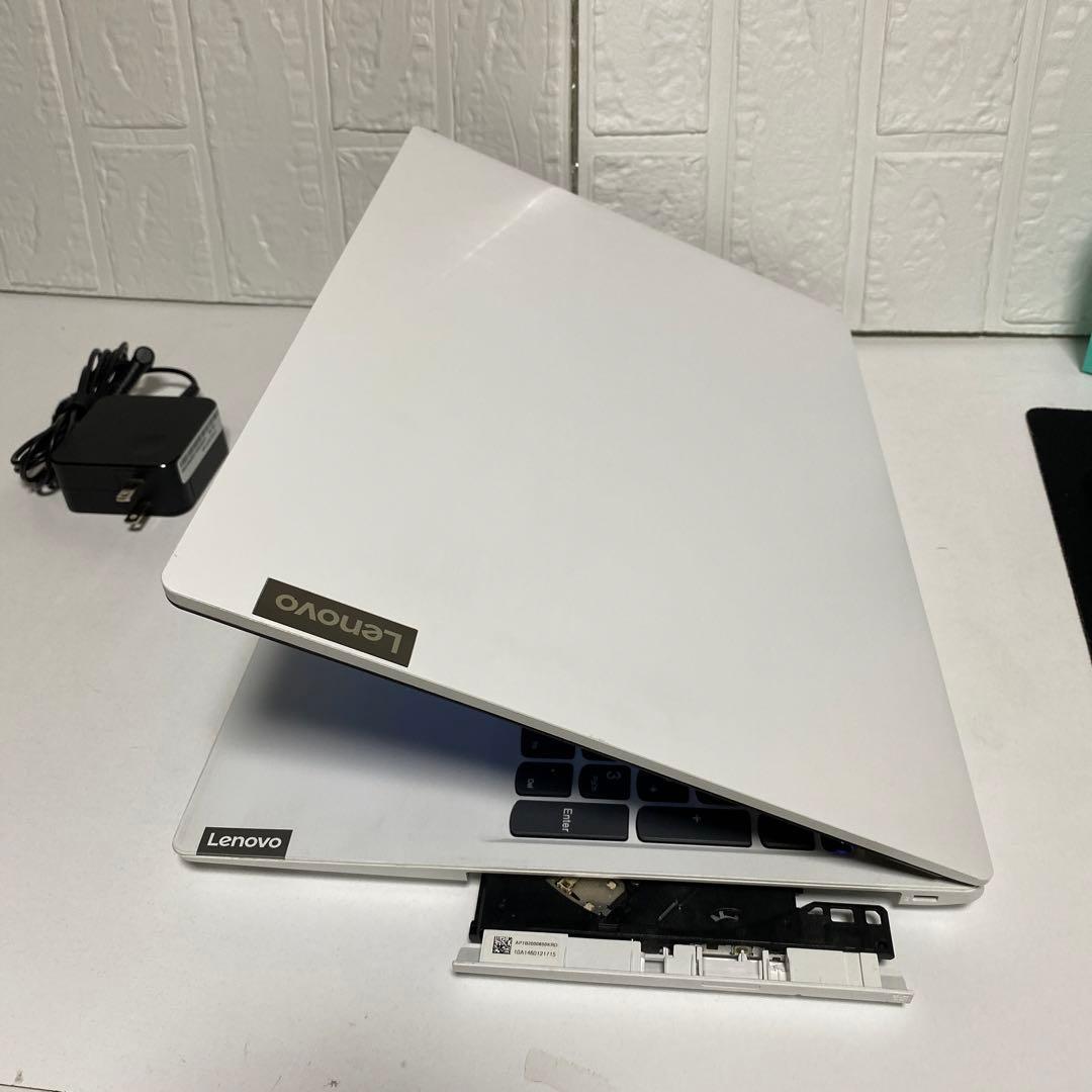 Windows11 オフィス付きSSD メモリ8GB 美品　ホワイトLENOVO