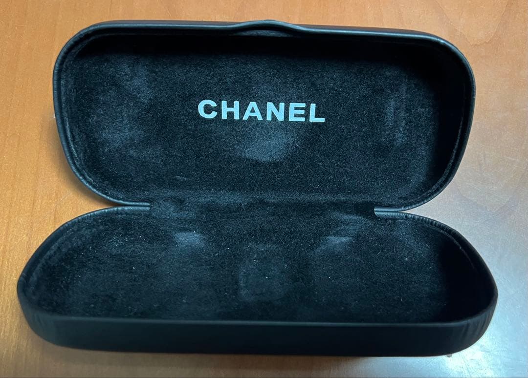 CHANEL サングラス 専用ケース付き