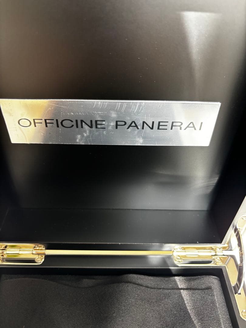 超美品！OFFICINE PANERAI ツールセット 木製ケース時計ベルト付き