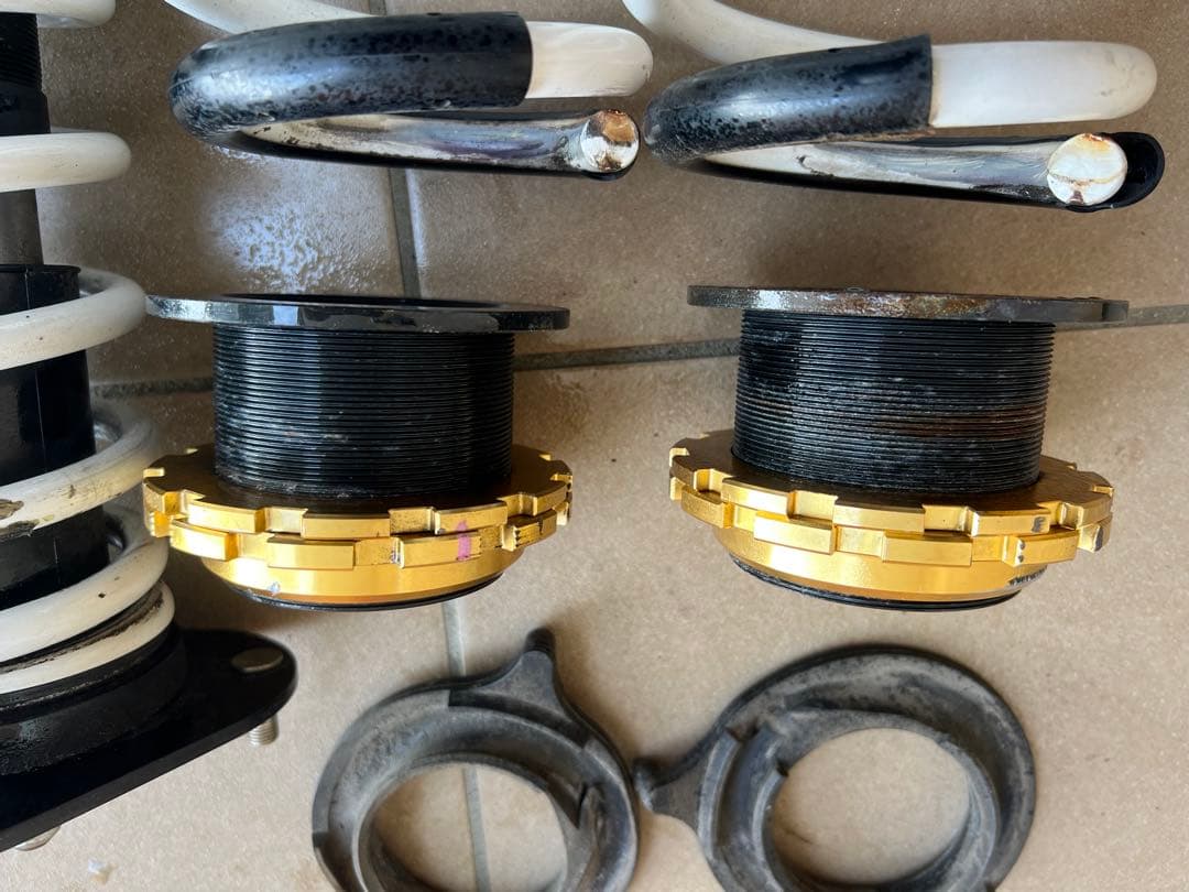 HKS 30アルファード 30ヴェルファイア 車高調