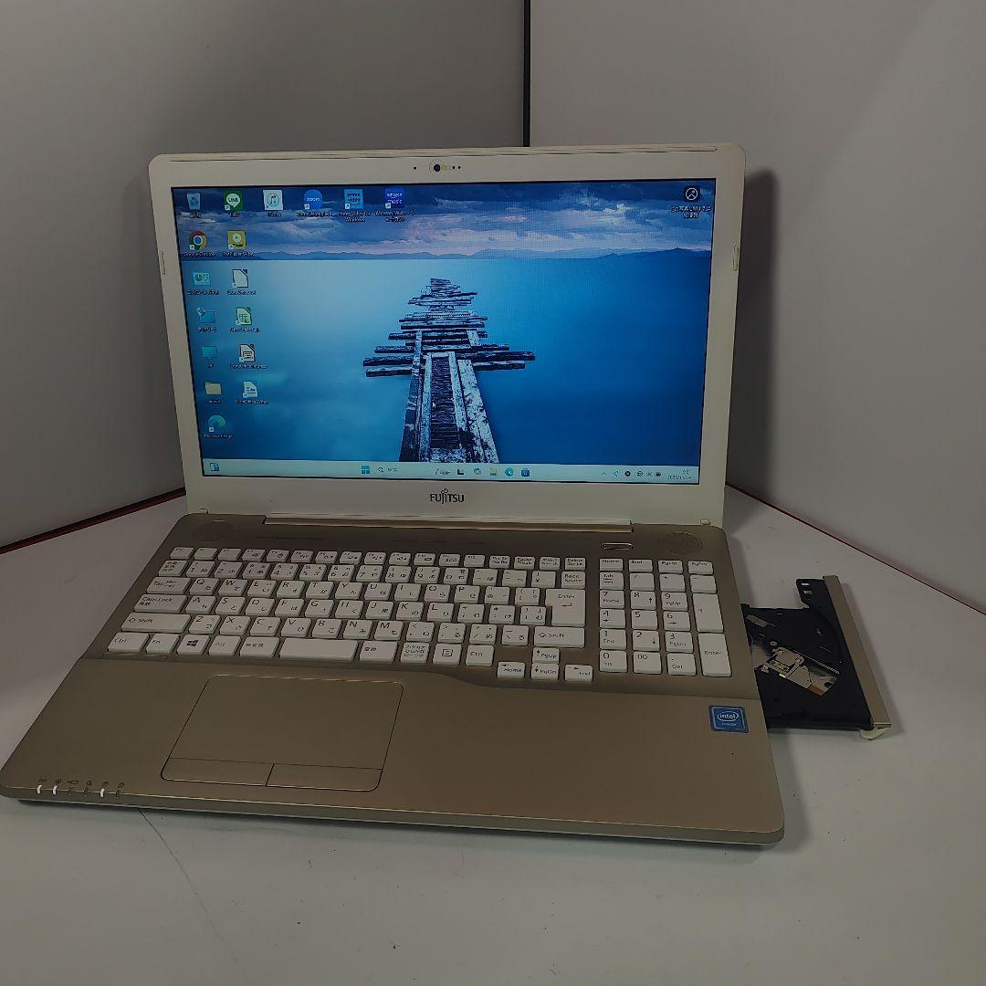 Windows11 オフィス付き 高音質 極美品 ノートパソコン