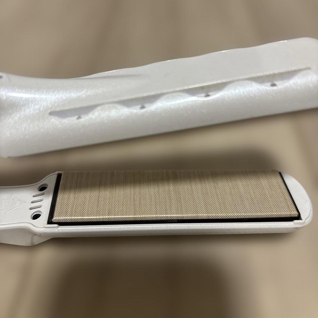 KINUJO ストレートアイロン ホワイト