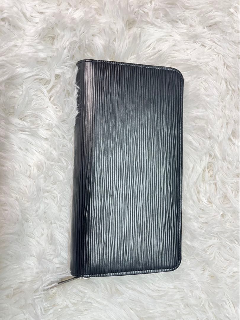 【未使用品】ルイヴィトン エピ ジッピーウォレット 長財布 ブラック 黒