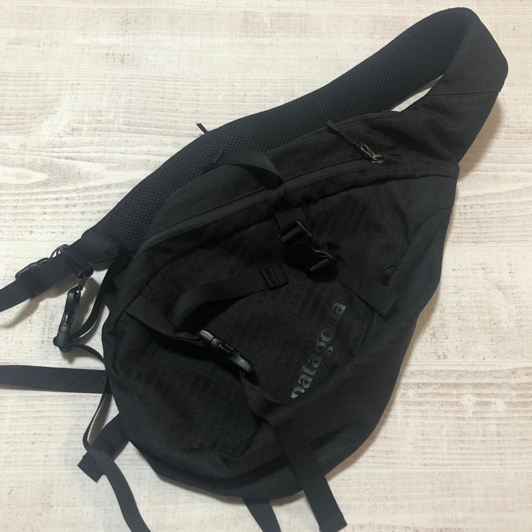 貴重な廃番・3点支持モデル‼️パタゴニア アトム・スリング 8Lモデル 48257