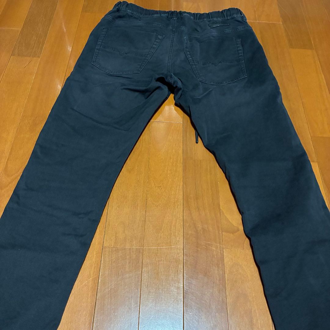 ディーゼル　最新定番カラーブラック　ジョグジーンズ　30インチ　436
