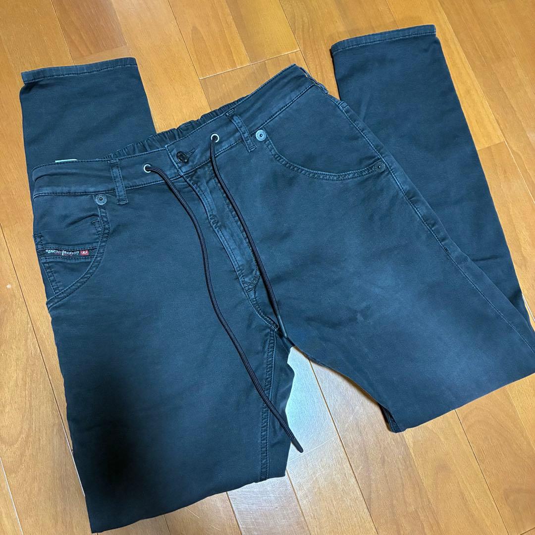 ディーゼル　最新定番カラーブラック　ジョグジーンズ　30インチ　436