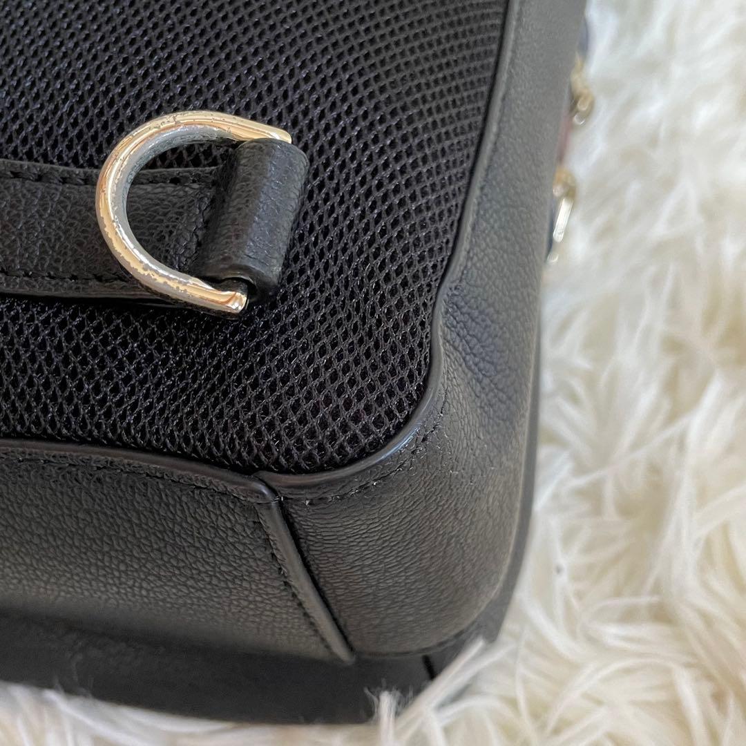 Paul Smith ポールスミス ボディバッグ ショルダー マルチストライプ