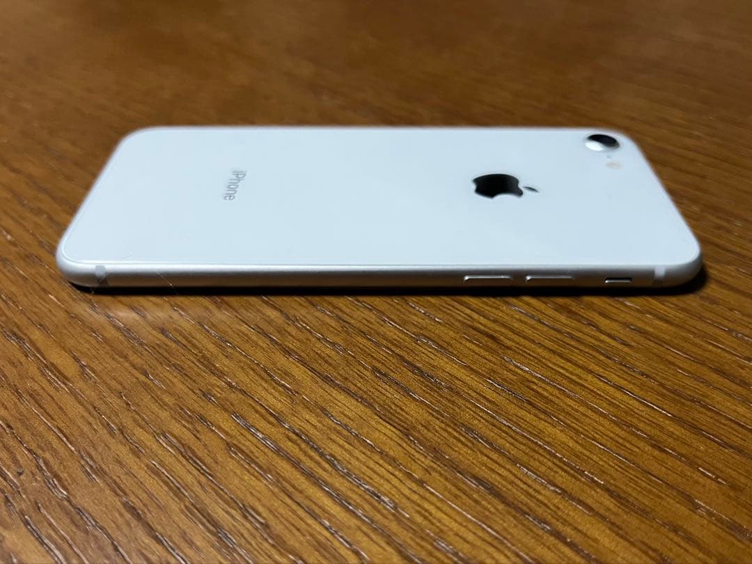 iPhone8 64GB シルバー 本体のみ
