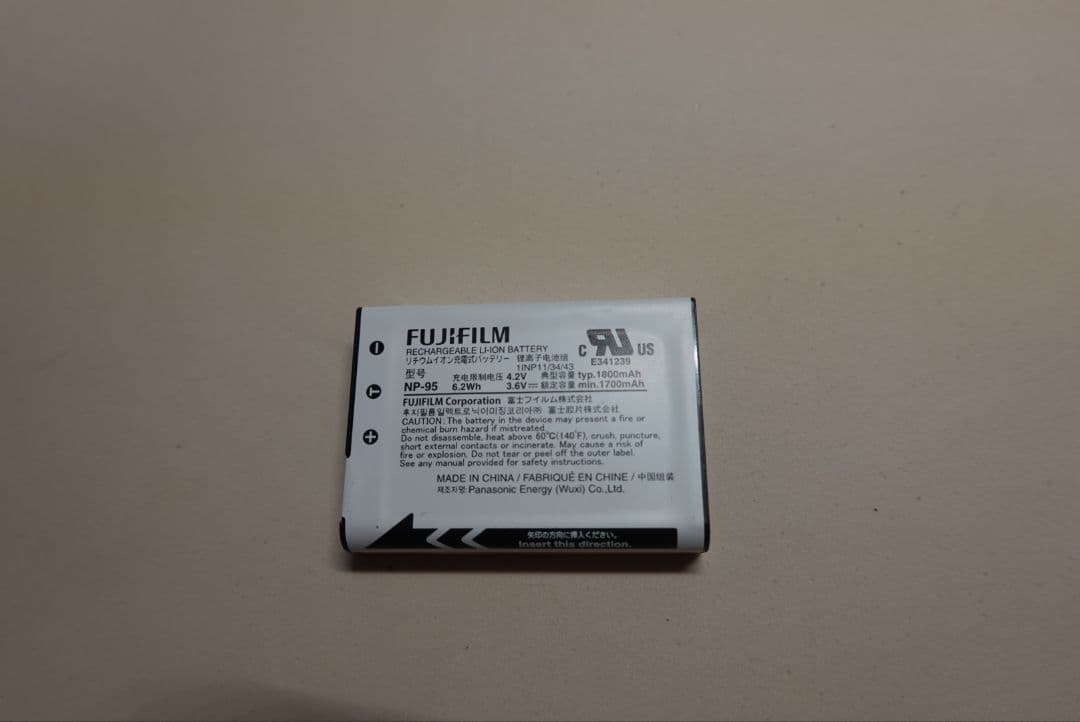 FUJIFILM X70 コンパクトデジタルカメラ