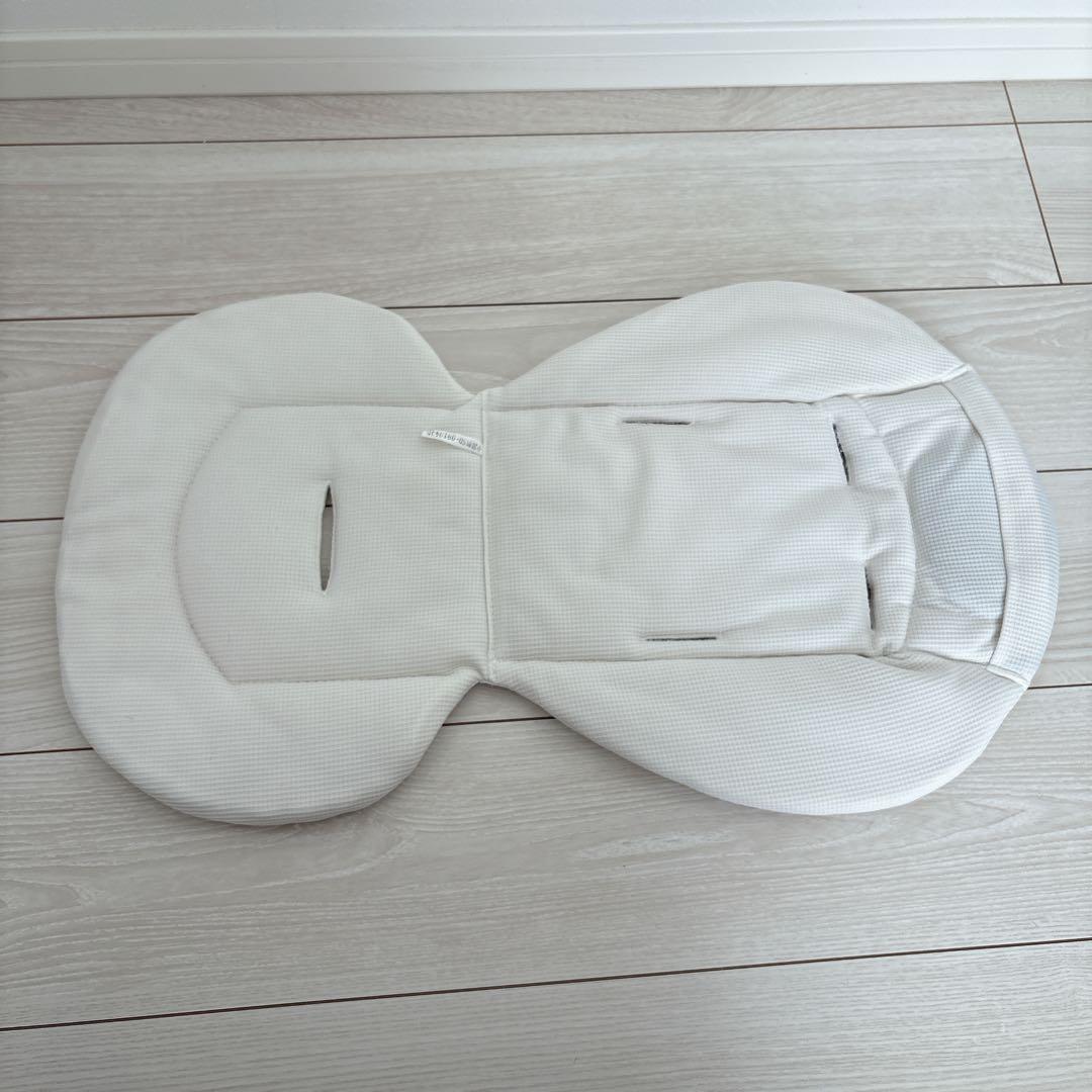 【美品】【人気商品】【一部新品】combi コンビ ネムリラAT 電動スウィング