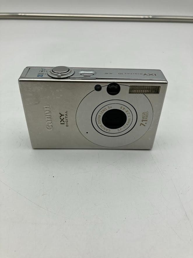 Canon IXY Digital10 デジタルカメラ　７．１メガピクセル