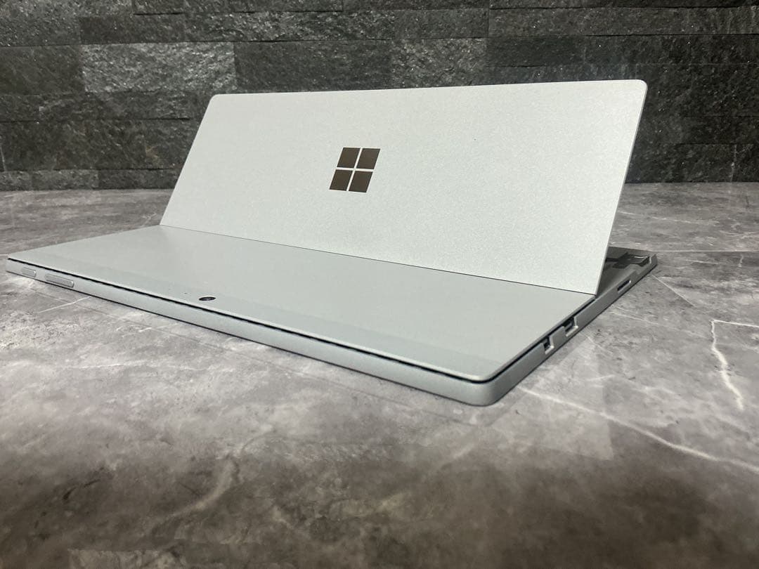 サーフェス プロ 第5世代 モデル1807 i5 7300U surface