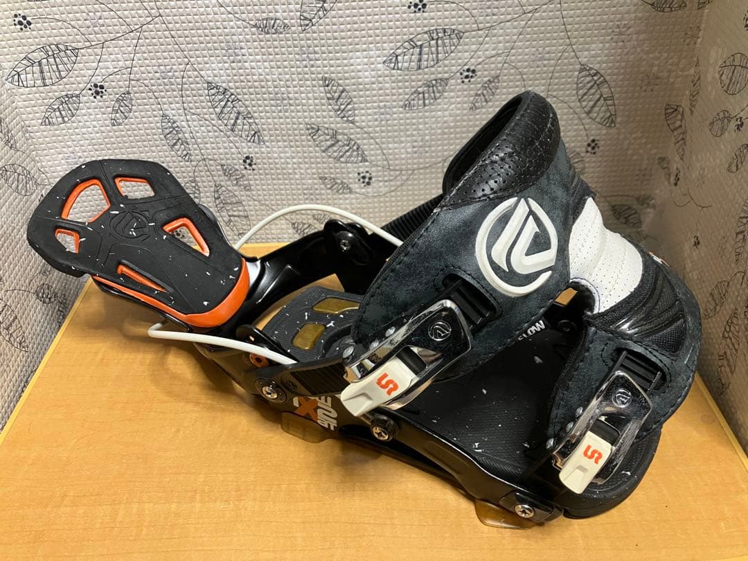 ラスト。Flow NX2-at ビンディング Lサイズ　オレンジ