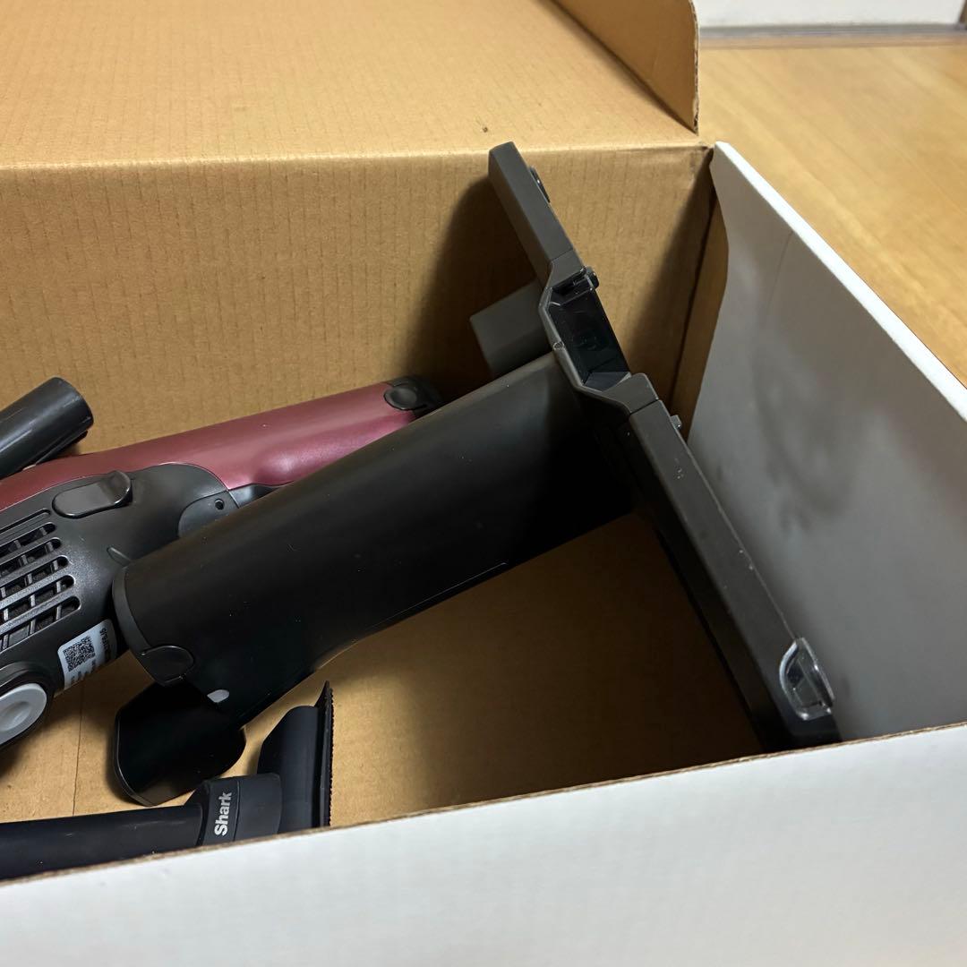 Shark EVOPOWER コードレススティッククリーナー CS200J