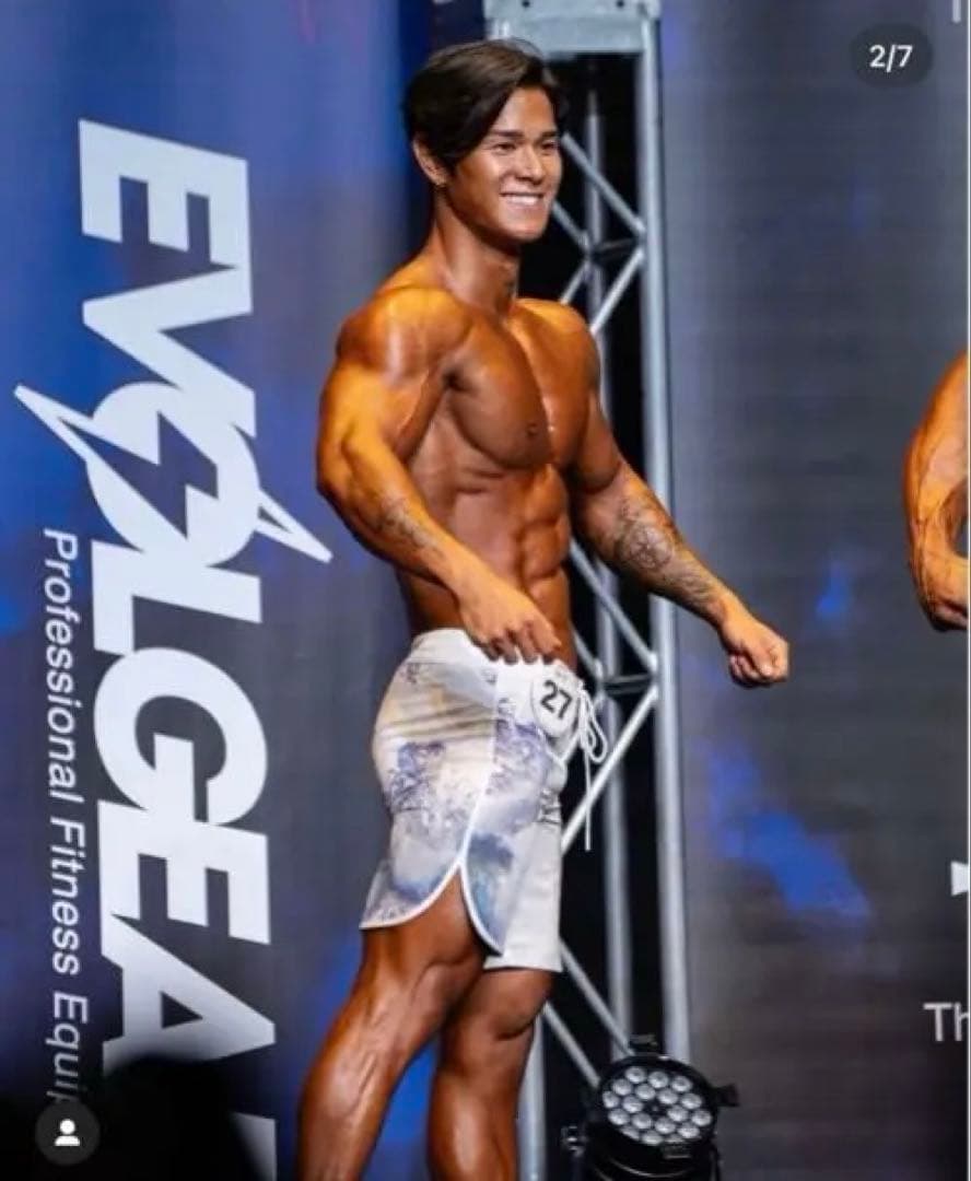 VANQUISH 白 サーフパンツ 28インチ