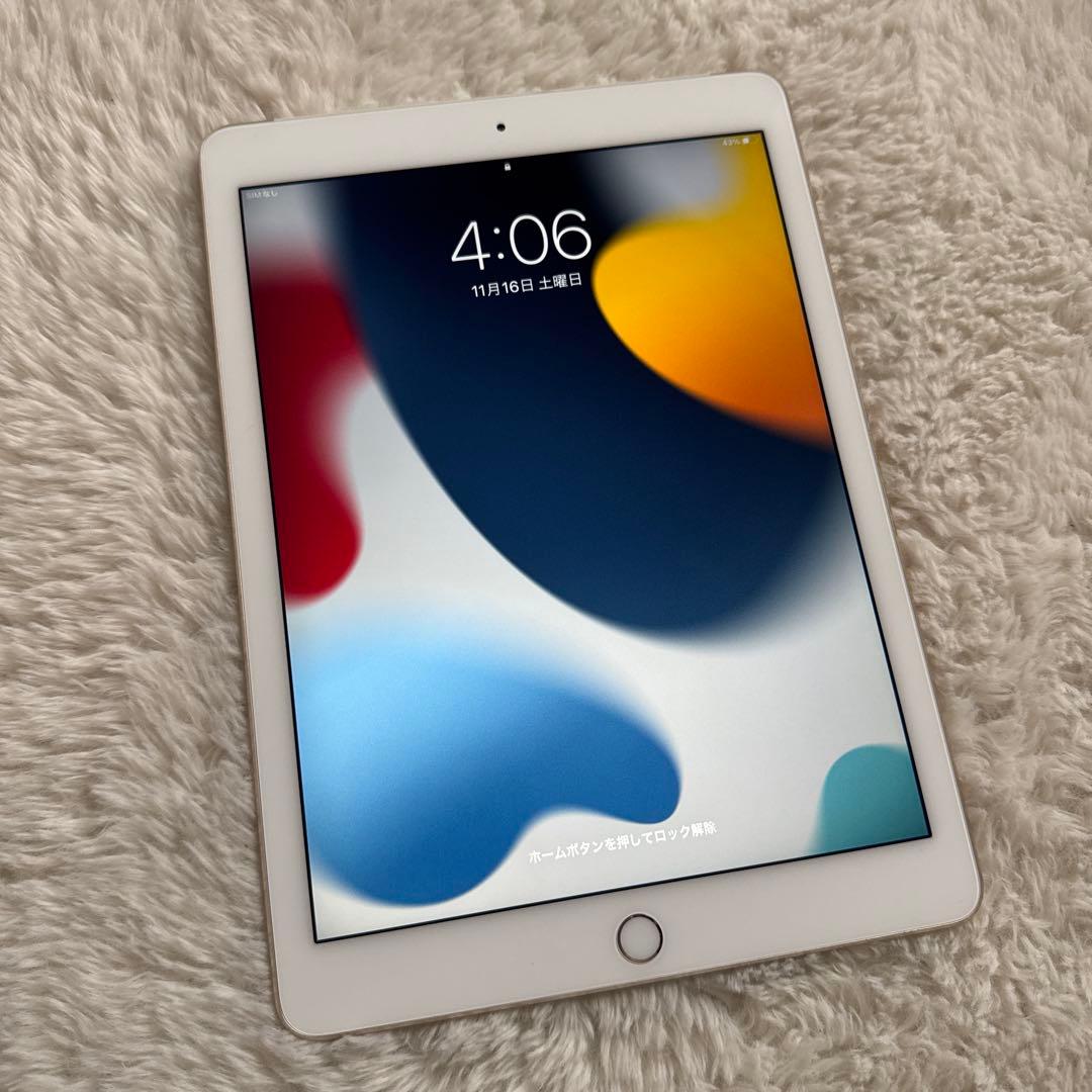 Apple iPad (モデル A1567) ゴールド 9.7インチ