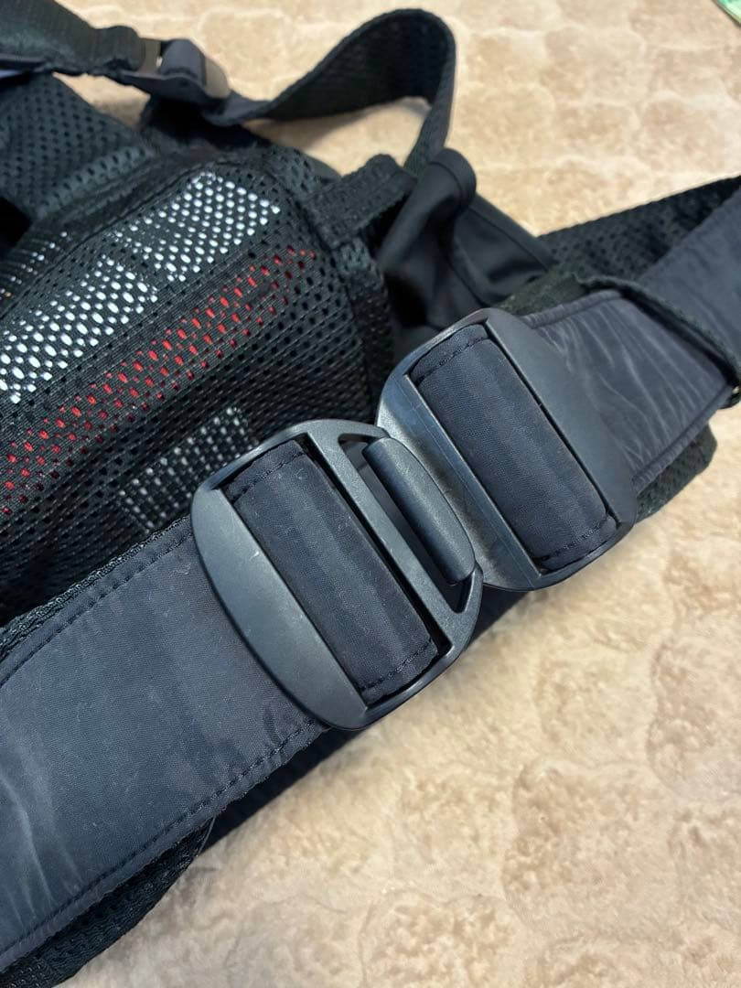 【美品】BabyBjörn 抱っこ紐 ONE KAI Air ブラック