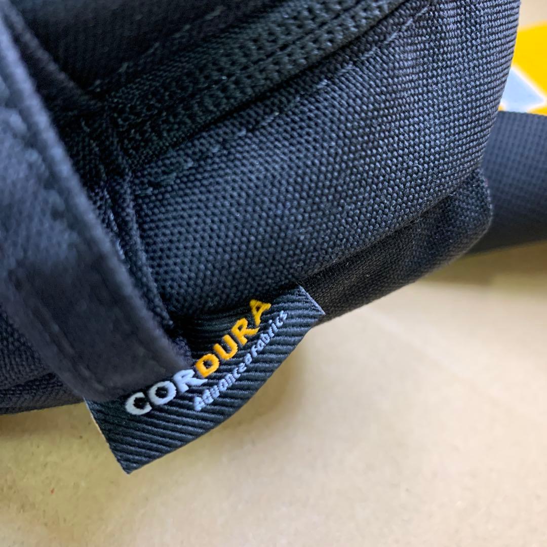 Q3933 Hugoo ハグー　Hip Seat ヒップシート　ブラック