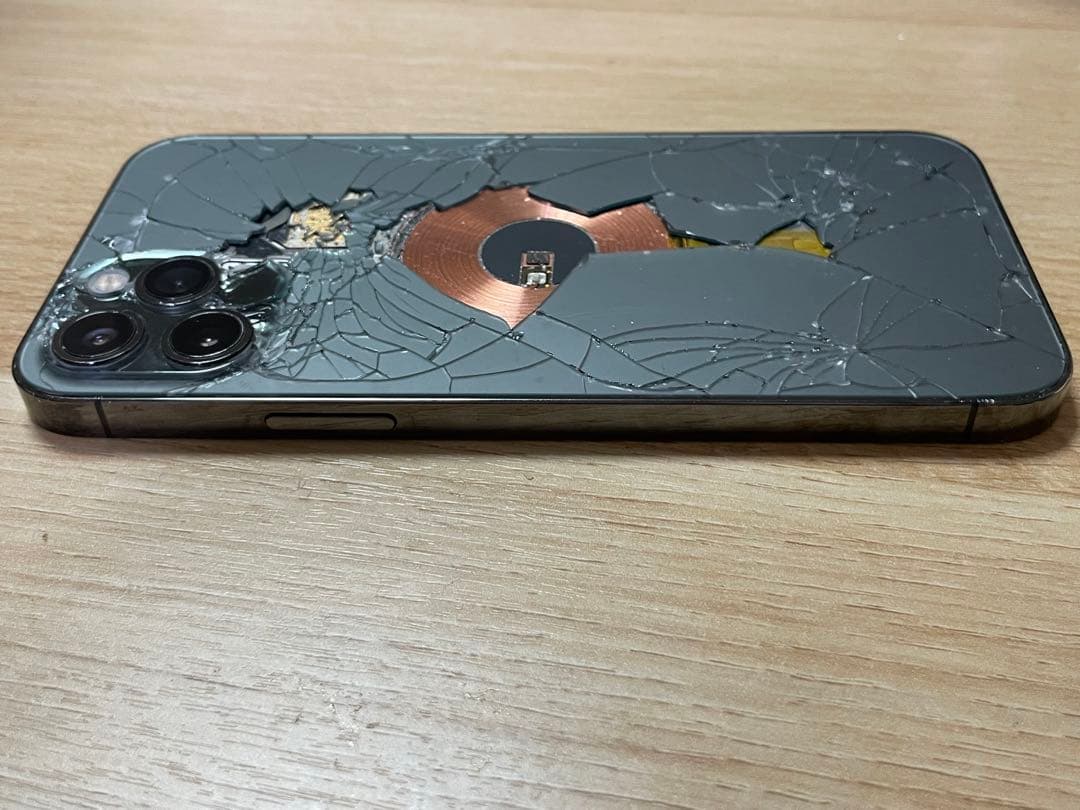 【ジャンク品】IPhone12 Pro 128GB グラファイト simフリー