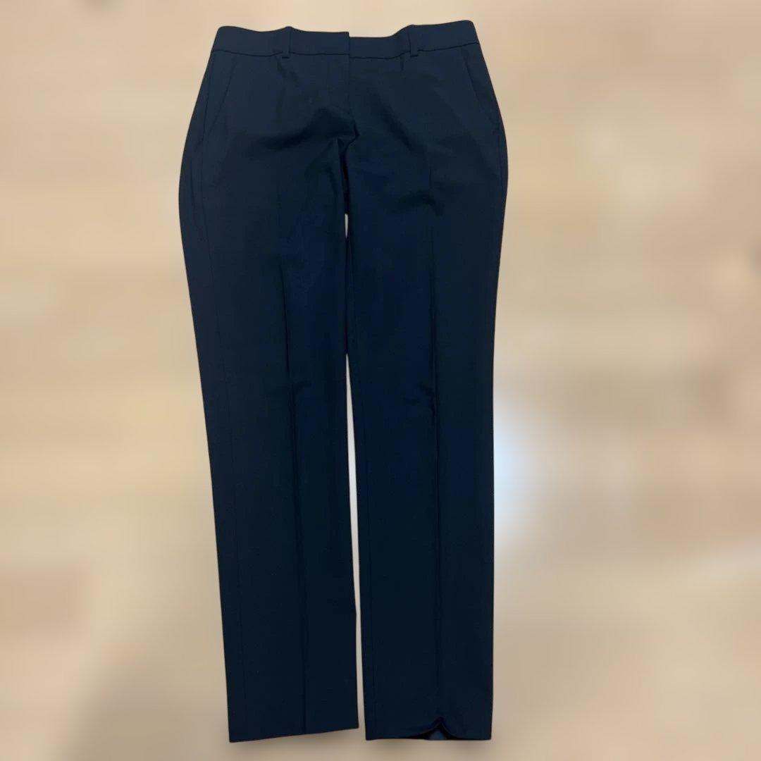 theory ブラック パンツスーツ