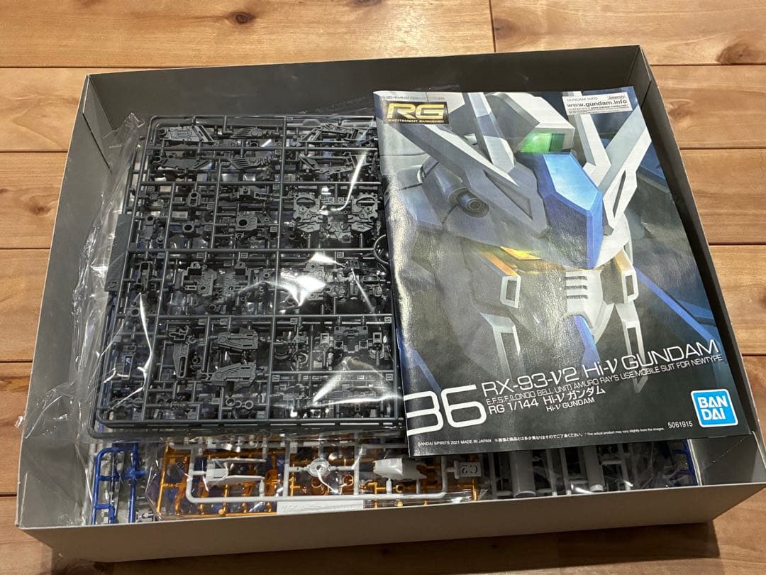 バンダイ BANDAI SPIRITS RG 1/144 Hi-νガンダム