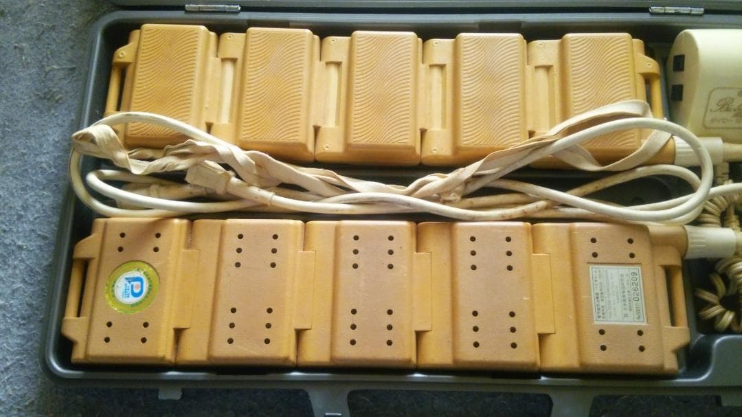 交流磁気機器（ケース入り）