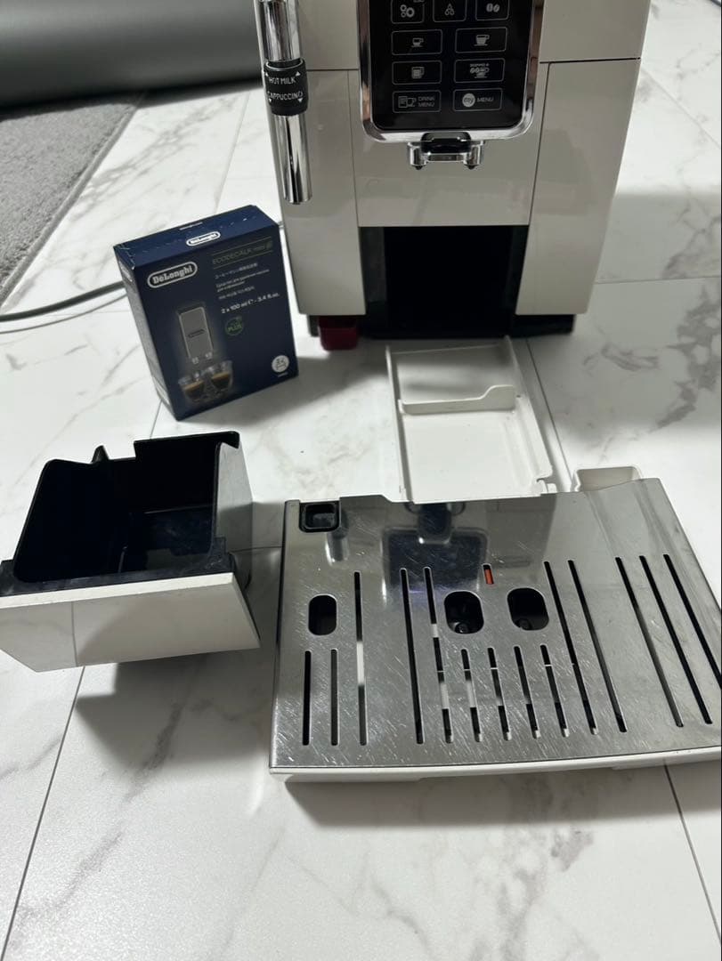 DeLonghi Dinamica　コーヒーメーカー　デロンギディナミカ