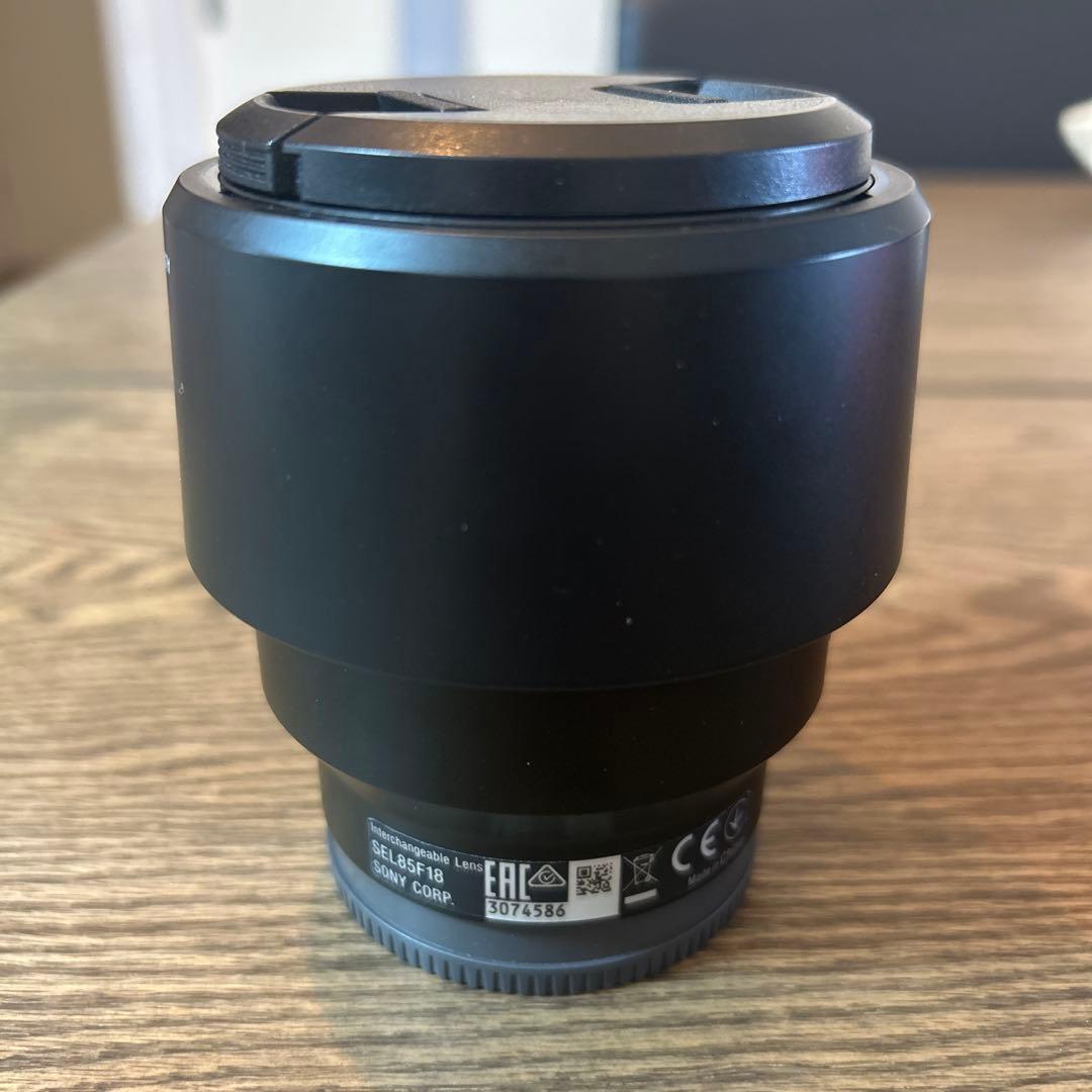 美品・箱付きSONY FE 85mm F1.8 SEL85F18 フードキャップ