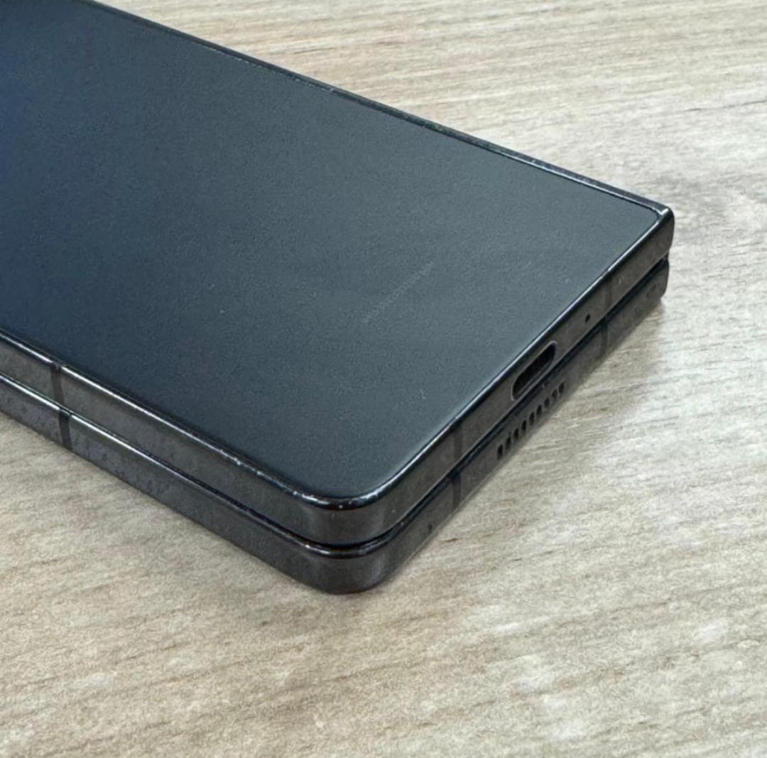 【超美品】Android Galaxy Fold 5｜256gb｜SIMフリー