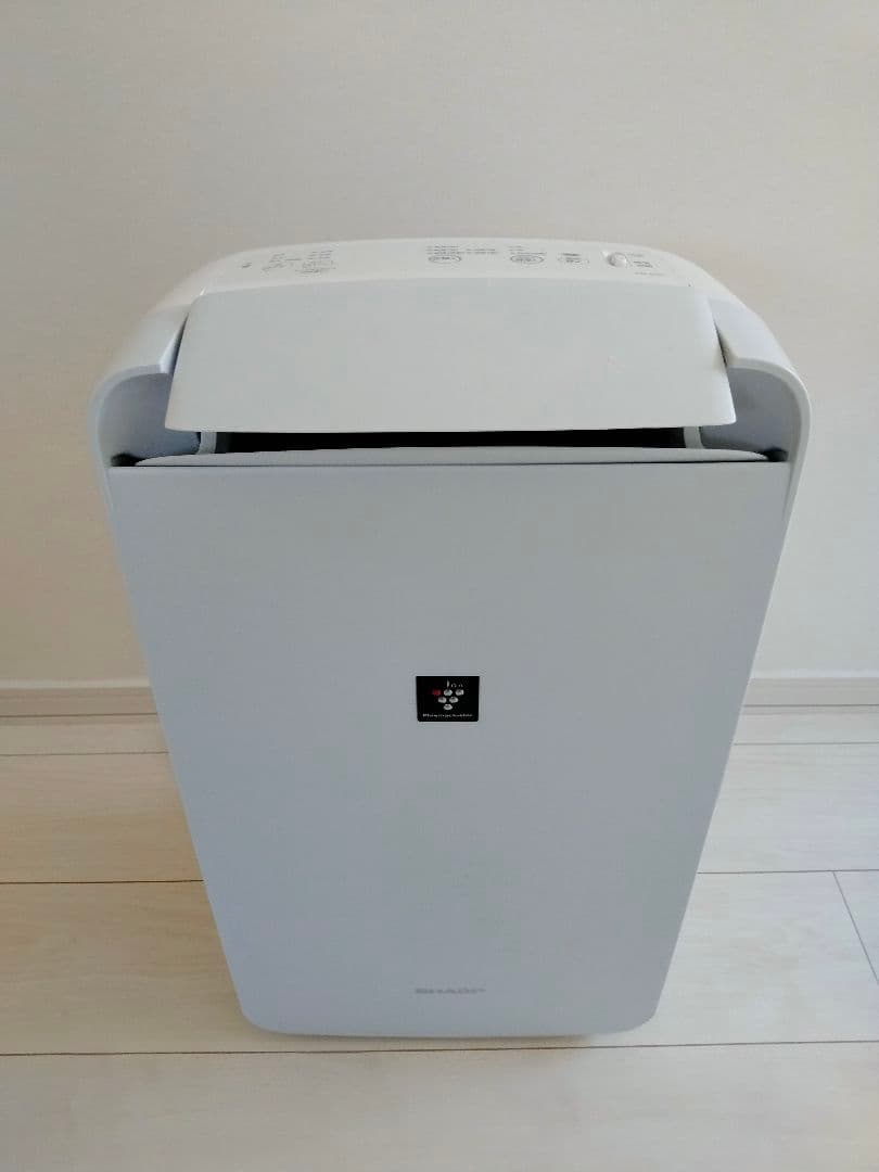 CM-N100-W シャープ 除湿機 2022年製