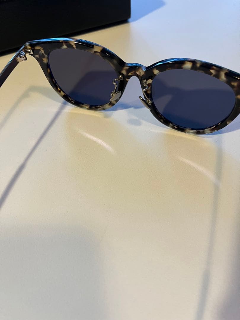 BLANC. サングラス