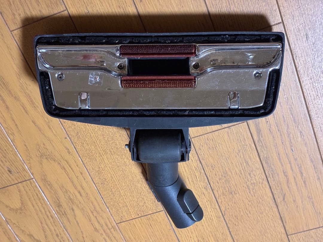 ドイツ製掃除機　Miele ミーレ　S4580 ダストバッグセット付き