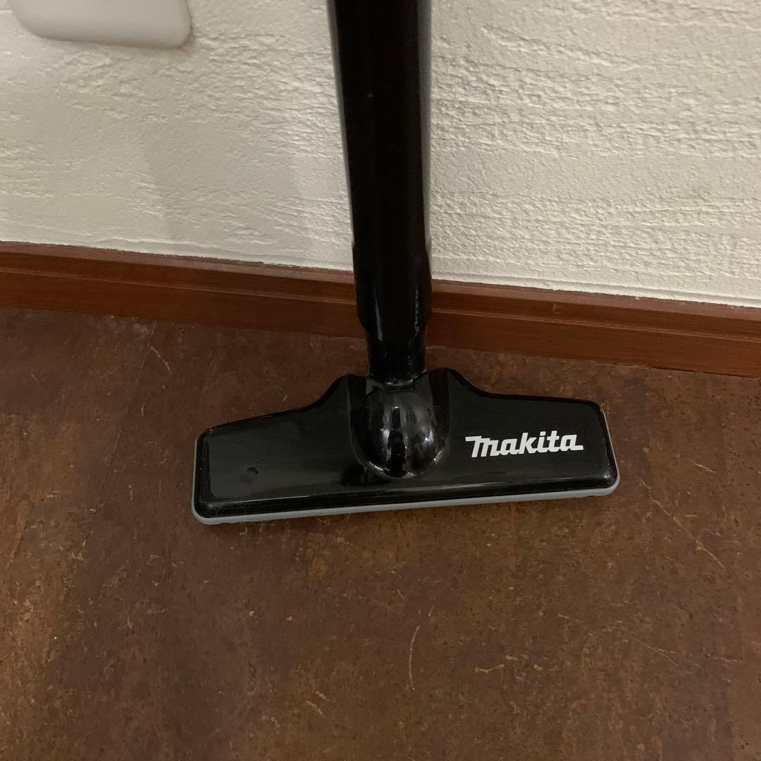マキタ掃除機ターボ60 カタログハウス購入　黒　美品