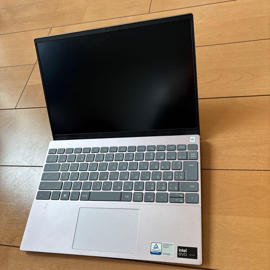Dell INSPIRON 13 5330 ノートPC