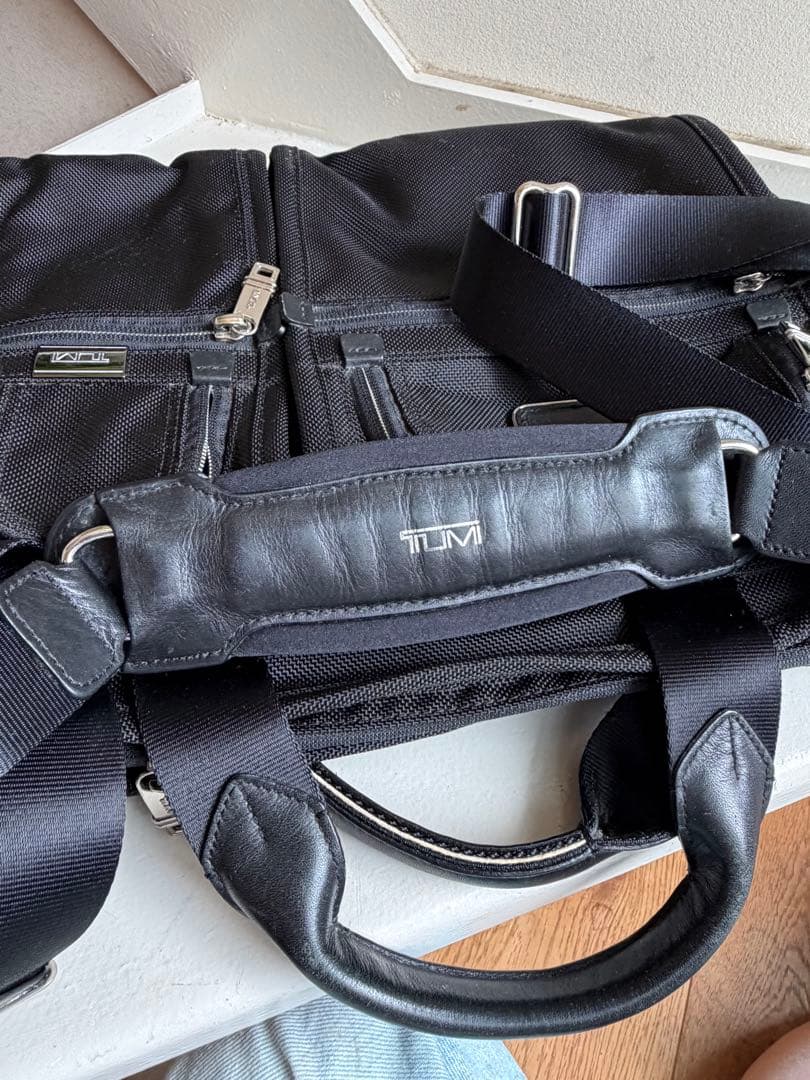 【美品】】TUMI 伊勢丹限定 2611BLE2 ビジネスバック黒 トレーサー付