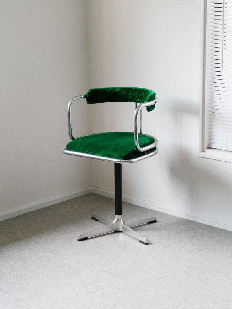 70's vintage 回転アームチェア ベロア 昭和レトロ　ポップ