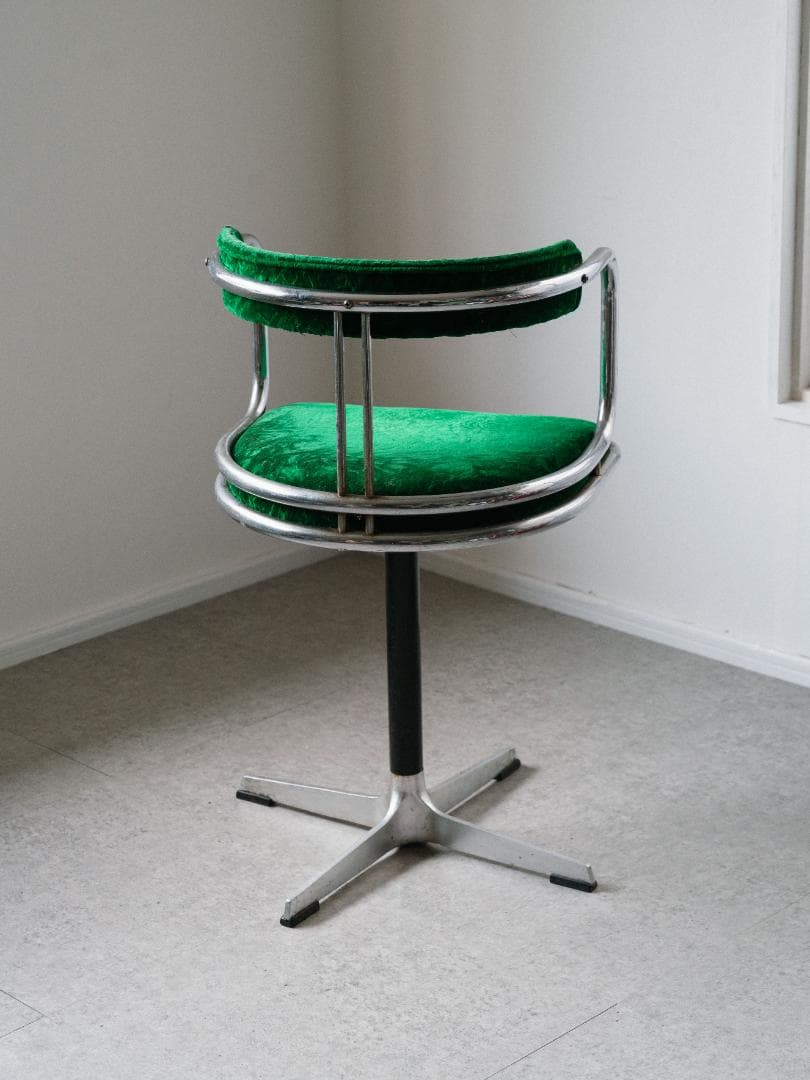 70's vintage 回転アームチェア ベロア 昭和レトロ　ポップ