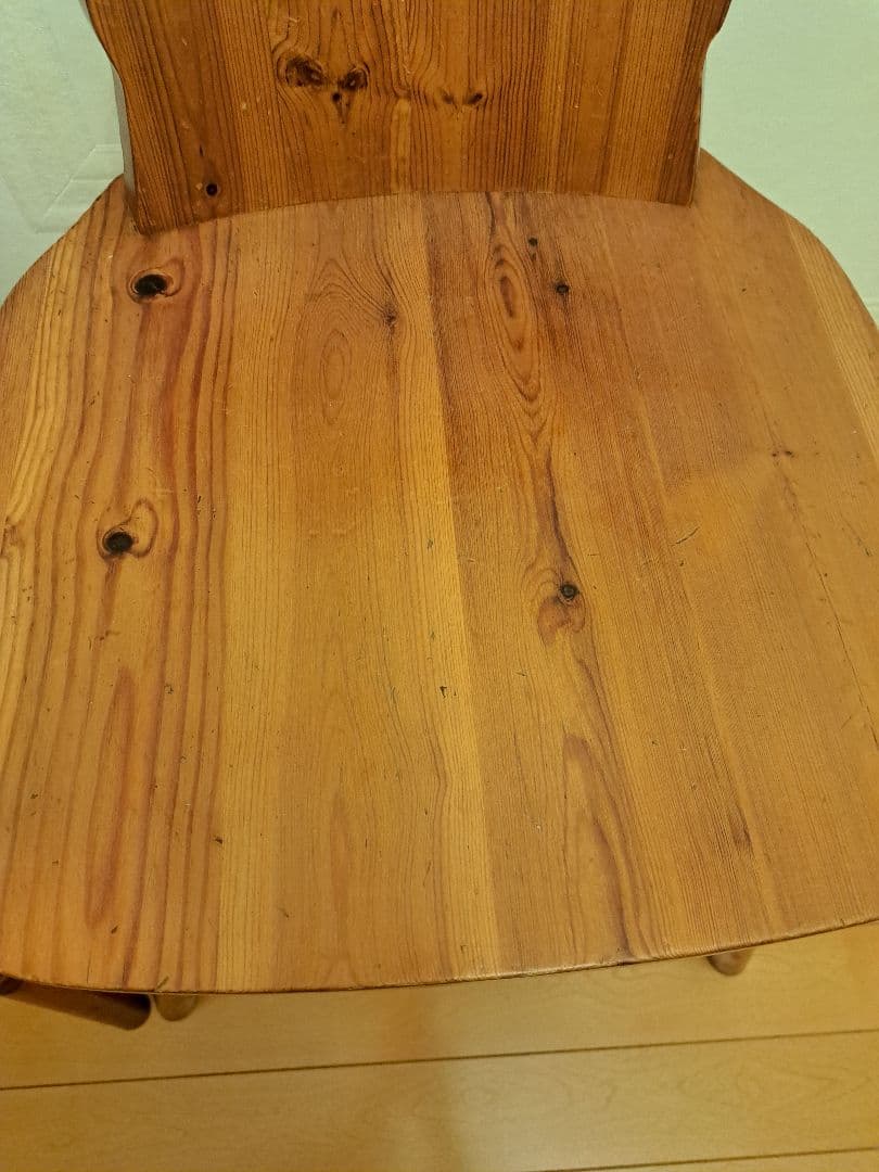 パイン材　木製ハート型背もたれ椅子2脚セット