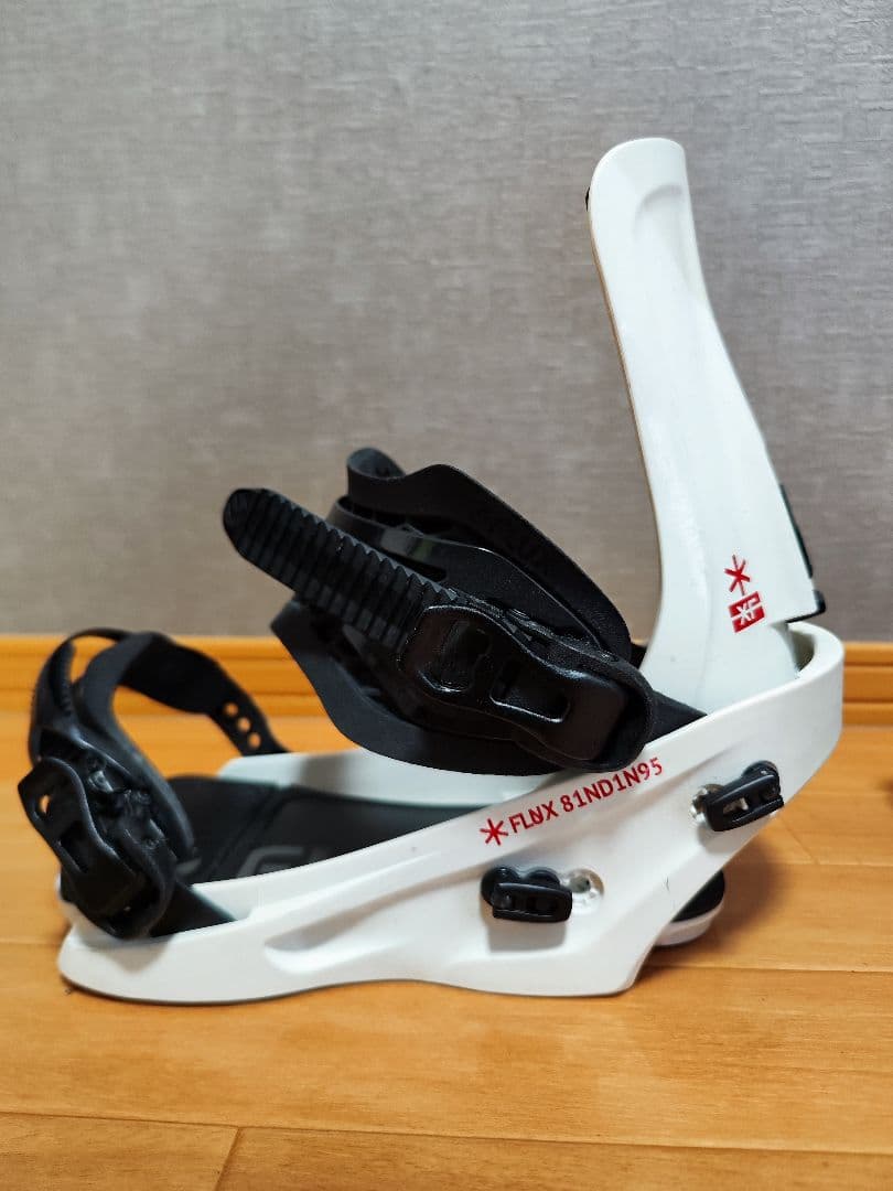 FLUX 17-18 XF フラックス ビンディング