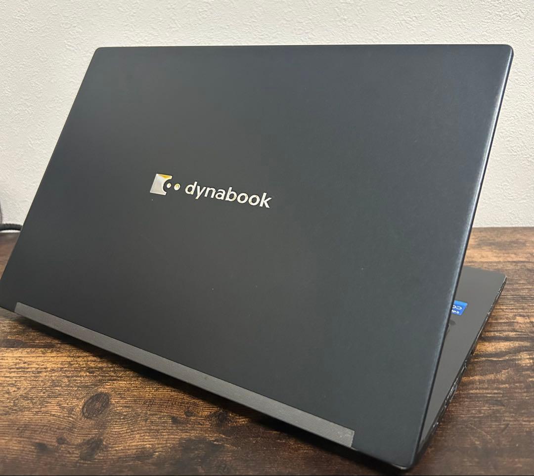 極美品 dynabook G83/HU第11世代 i5 256GB オフィス