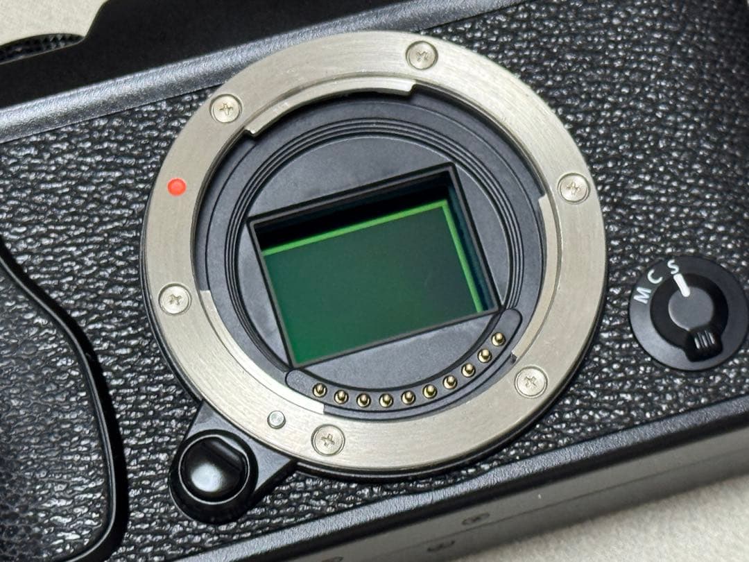 Fujifilm X-E2 中古本体　おまけ付き