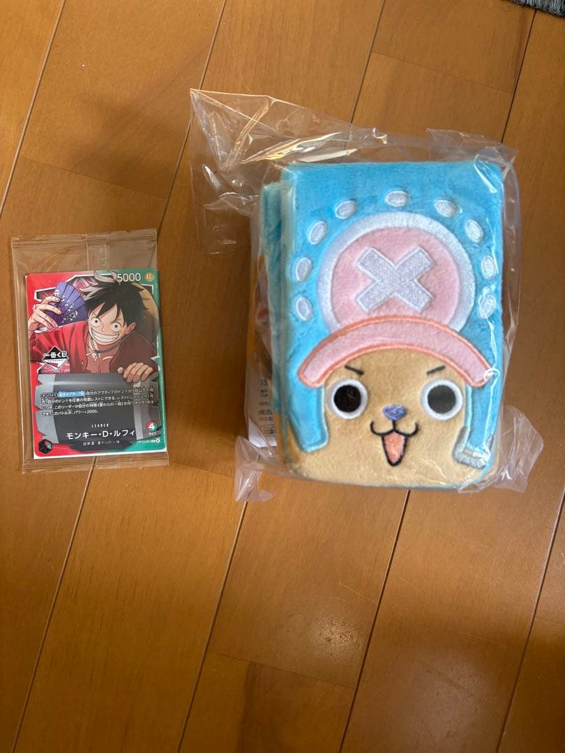 チョッパーぬいぐるみとルフィカードセット