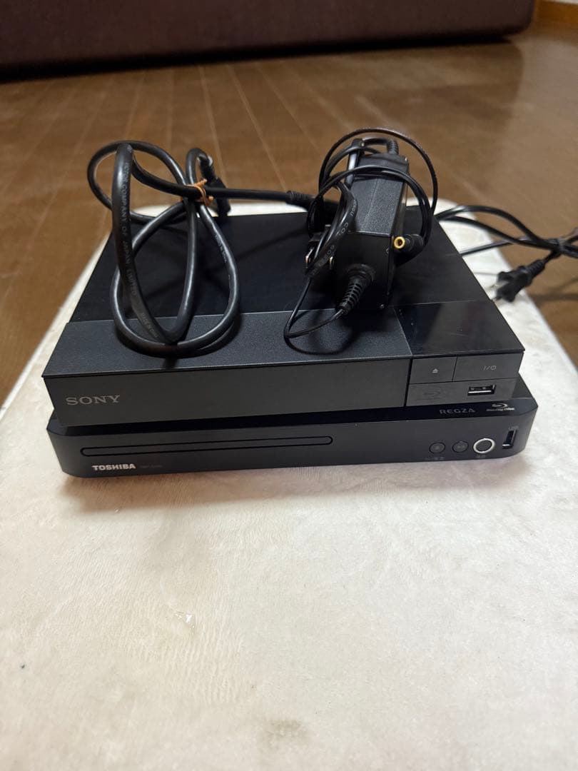 SONYブルーレイプレイヤーBDP-S1500 TOSHIBA DBP-S500